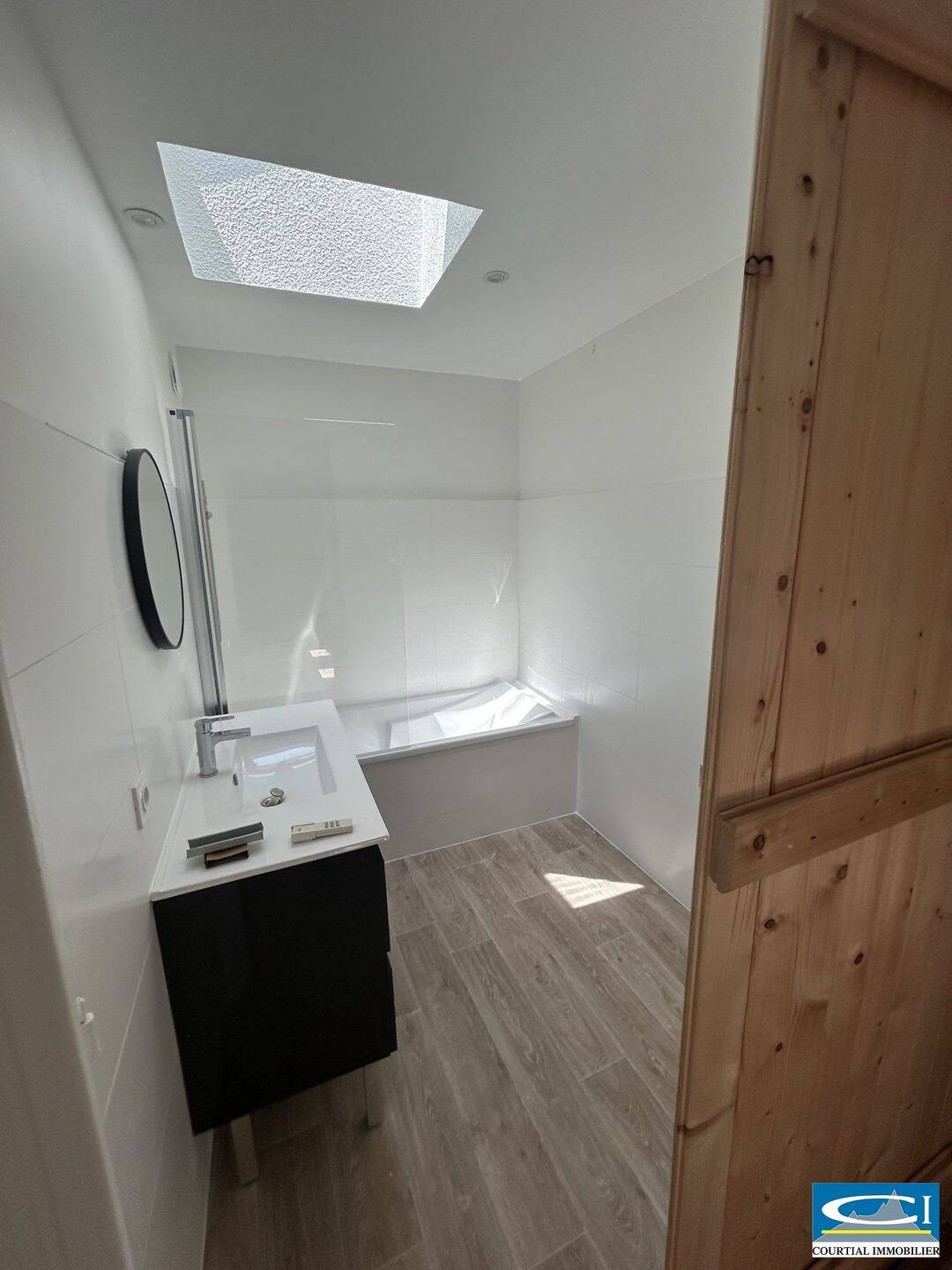 Appartement 4 pièces 100 m² · à Tournon-sur-Rhône · 100 m² · 990 €/mois