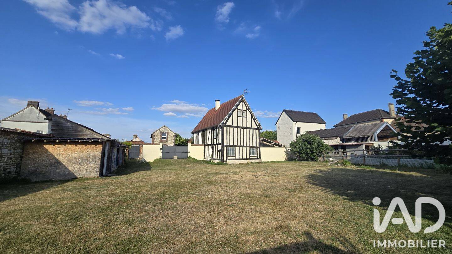 Terrain de 721 m² à La Chapelle-Longueville - photo 2