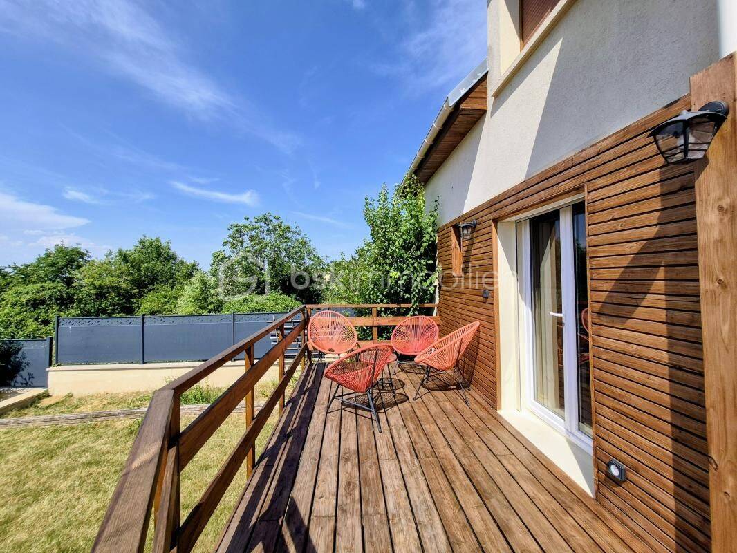 Maison 6 pièces 135 m² · à Nanterre · 135 m² · 750 000 €