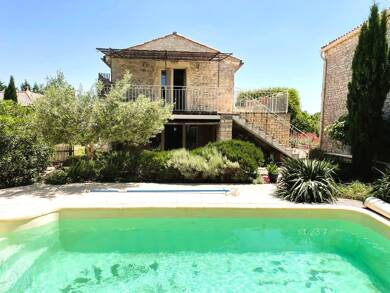 Mas à vendre 330 000 € 5 pièces 2 chambres 135 m² 397 m² de terrain Orgnac l Aven 07150
