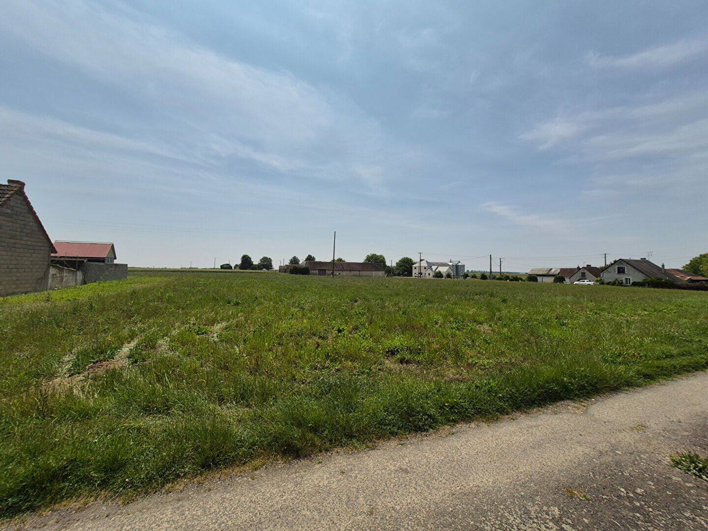 Terrain de 970 m² à Saint-Amand-Longpré - photo 2