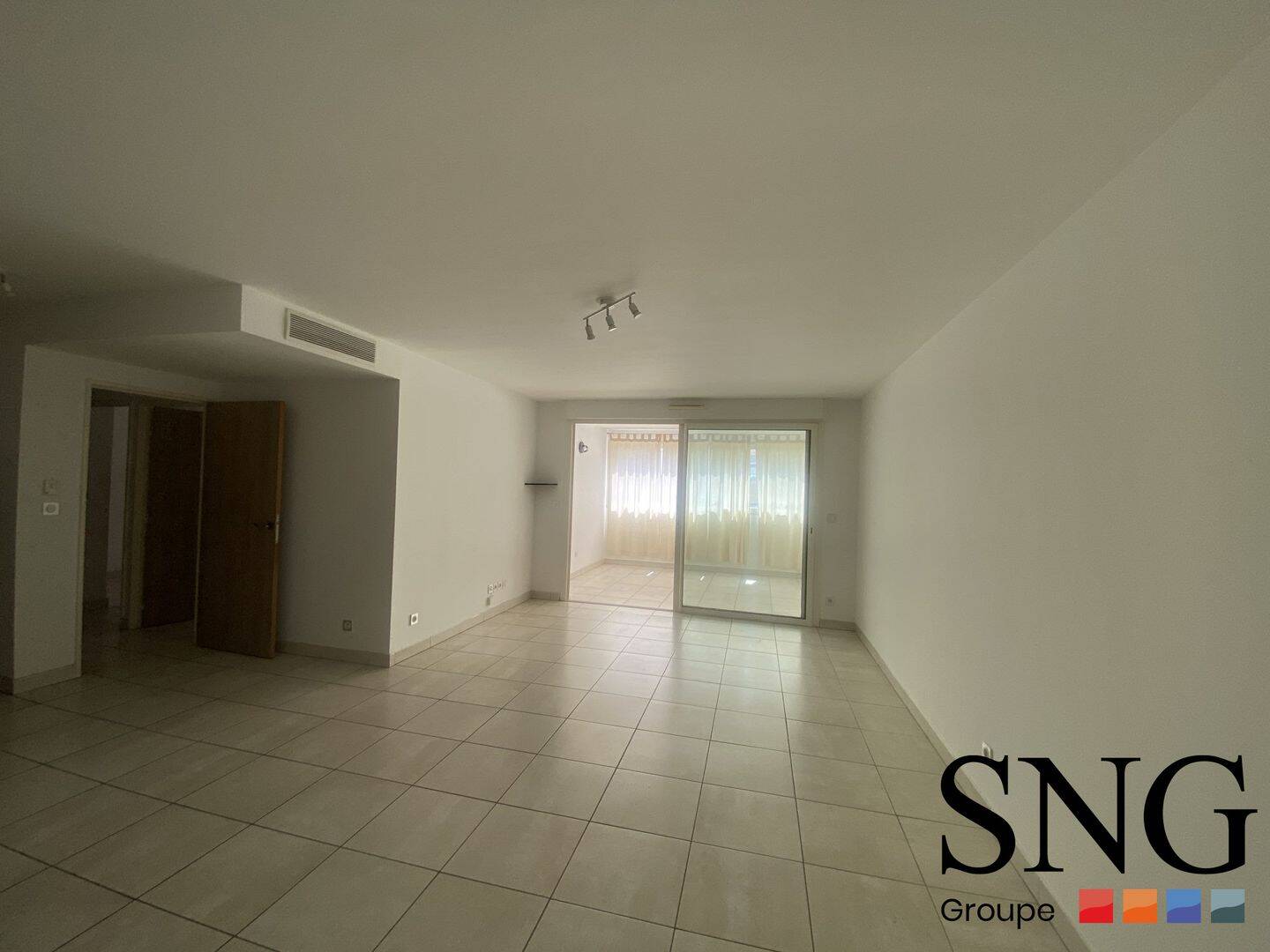 Appartement 3 pièces 70 m² · à Marseille 8ème Arrondissement · 70,1 m² · 1 397 €/mois