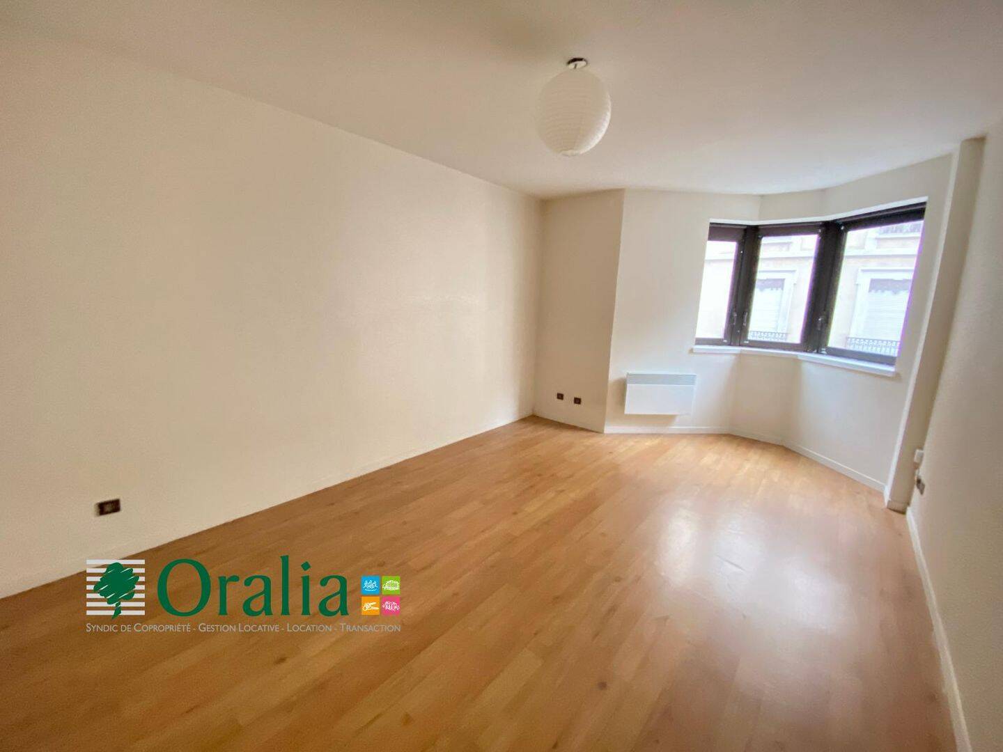 Appartement 1 pièce 28 m² · à Grenoble · 28,1 m² · 469 €