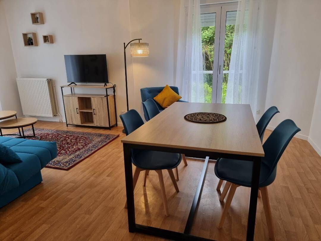 Appartement 3 pièces 64 m² · à Angers · 64 m² · 890 €