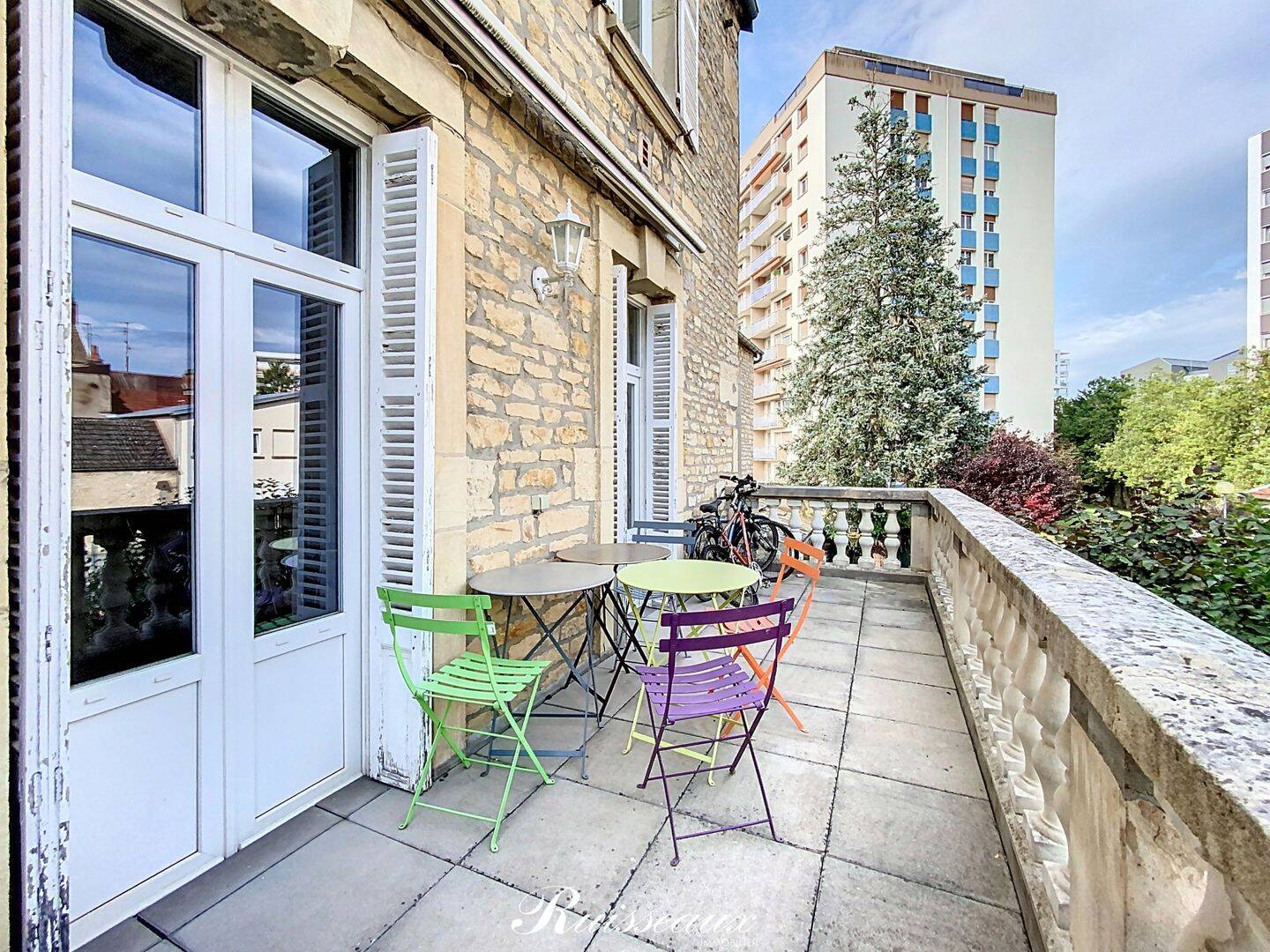 Appartement 4 pièces 92 m² · à Dijon · 92,4 m² · 279 000 €