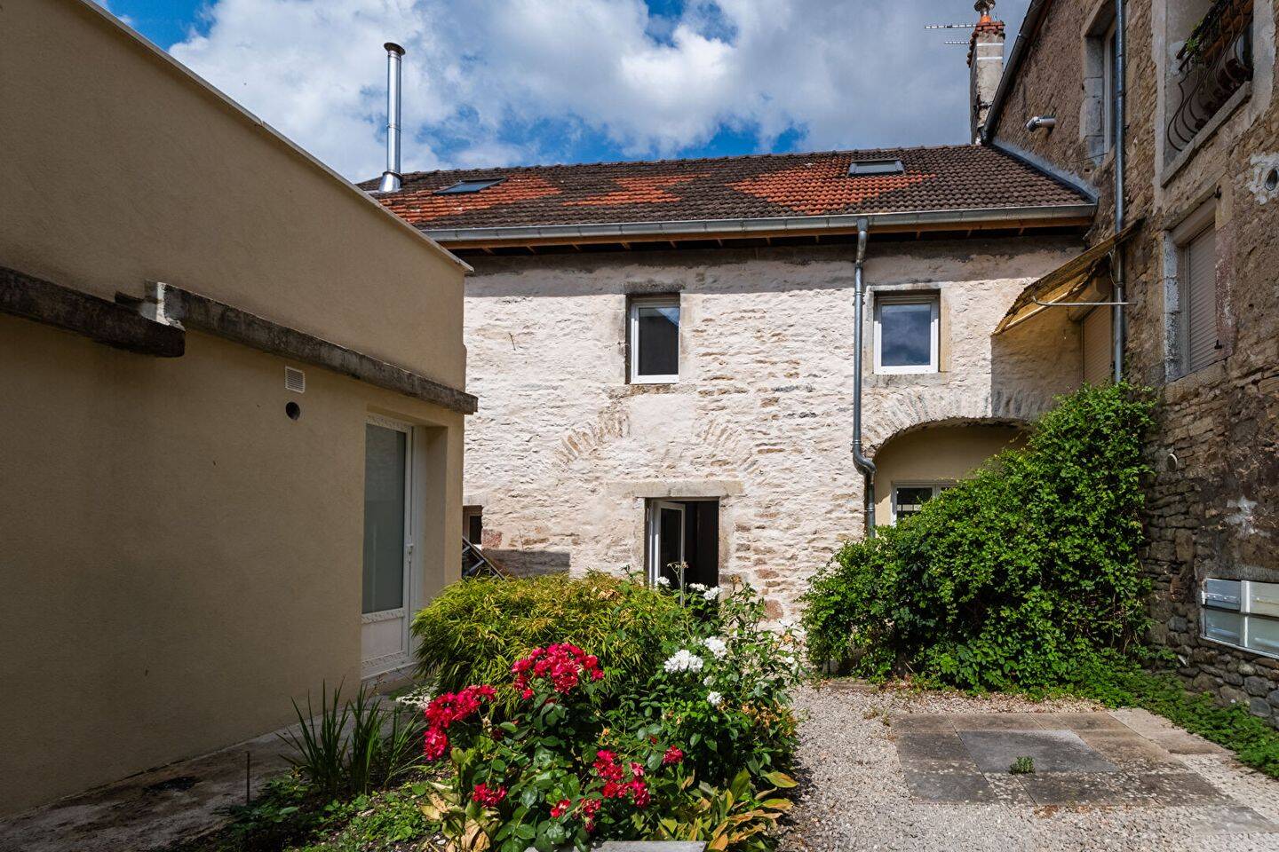 Maison 6 pièces 128 m² · à Plombières-lès-Dijon · 128,3 m² · 299 000 €