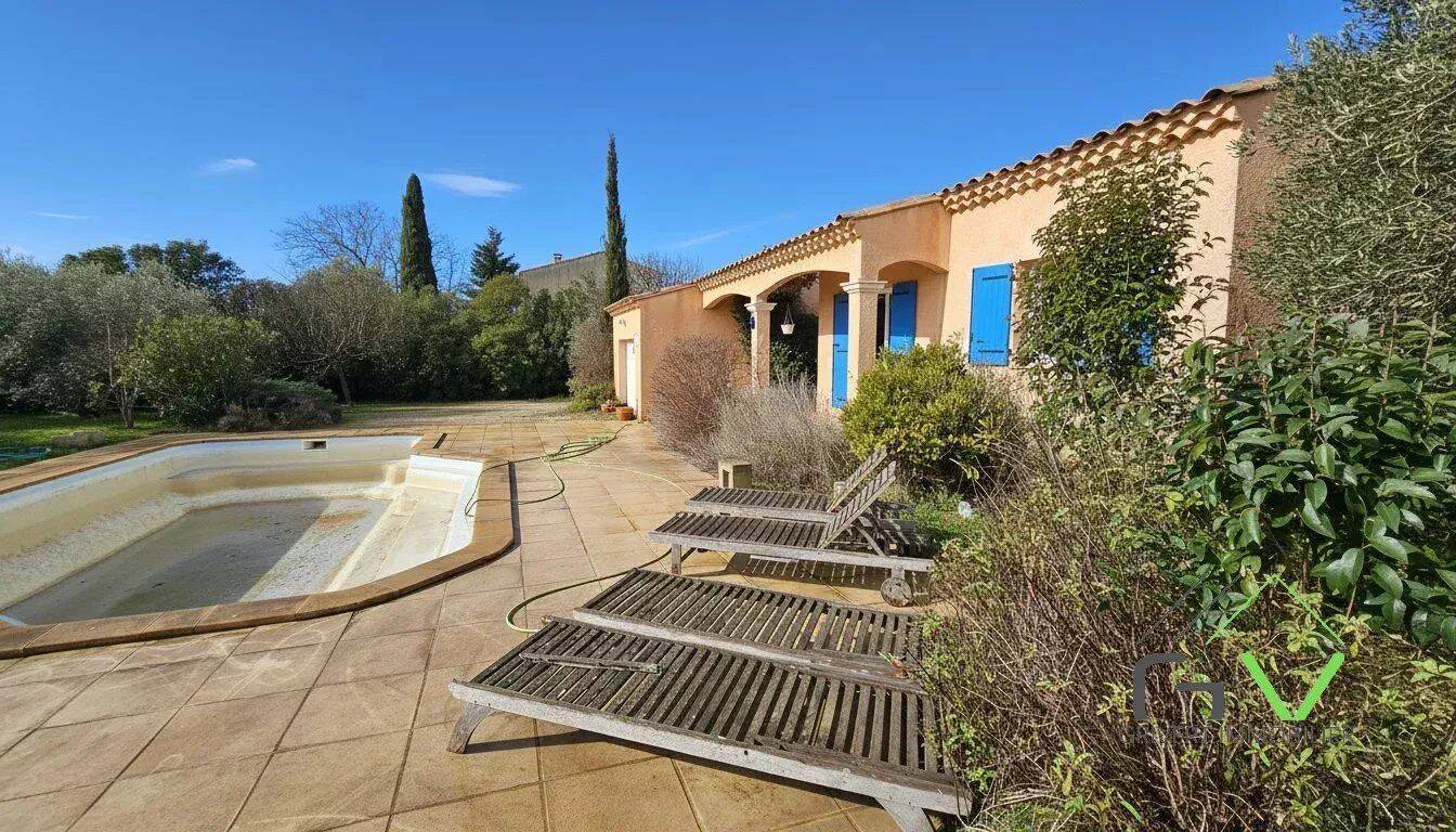 Maison 5 pièces 110 m² · à Saint-Hilaire-d'Ozilhan · 110 m² · 425 000 €