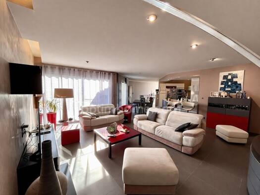 Maison à vendre 780 000 € 9 pièces 7 chambres 235 m² 920 m² de terrain Le Cap d'Agde Agde 34300