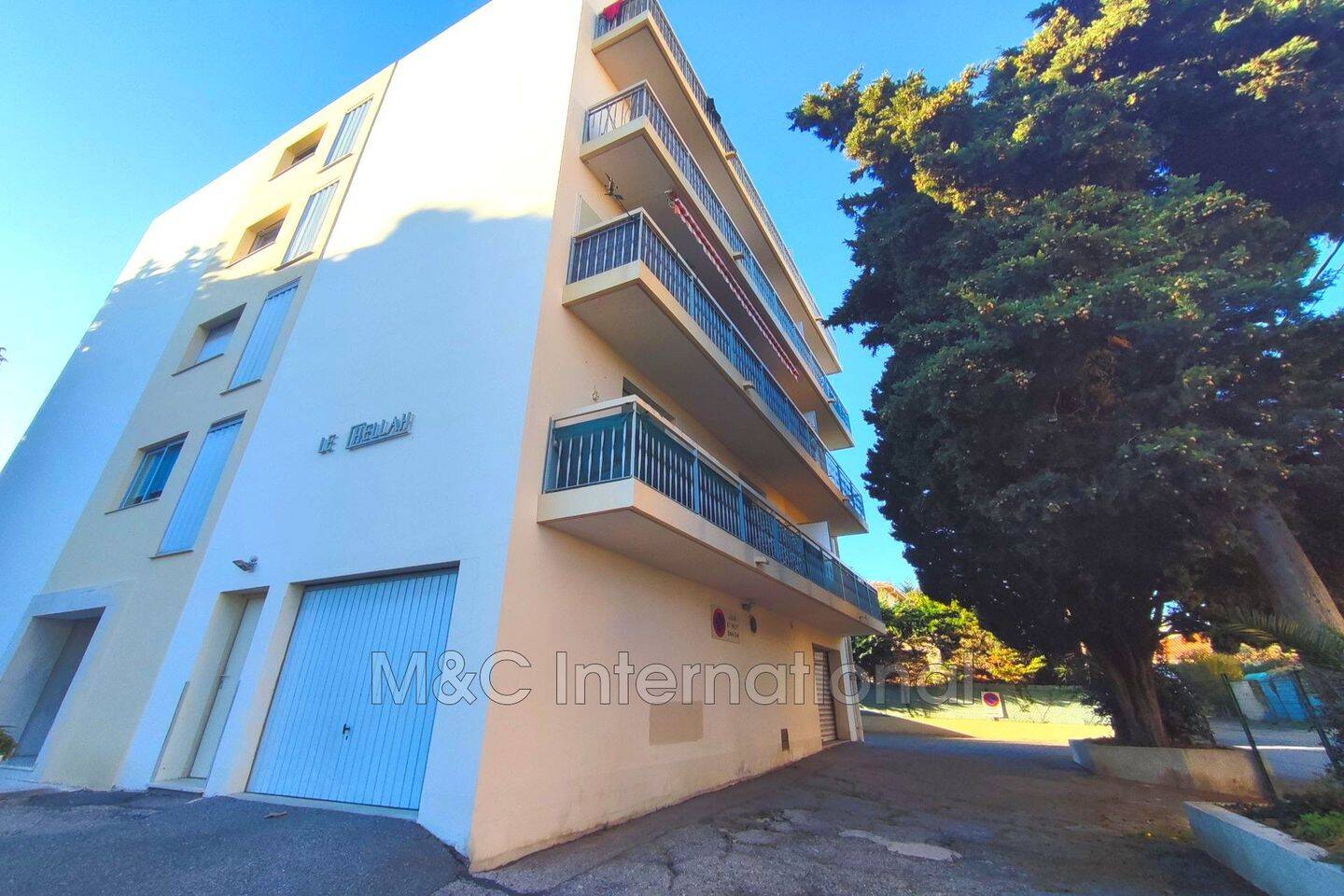 Appartement 2 pièces 60 m² · à Antibes · 60,3 m² · 1 080 €/mois