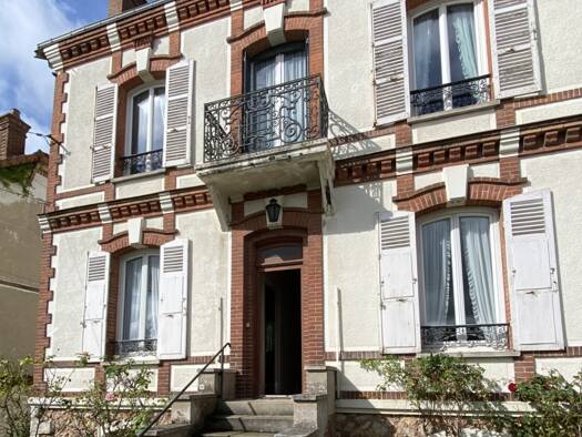 Maison à vendre 367 500 € 7 pièces 5 chambres 170 m² 676 m² de terrain Montereau-Fault-Yonne 77130