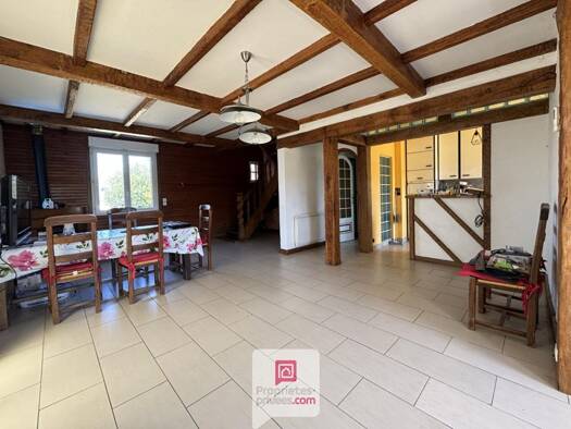 Maison à vendre 209 990 € 6 pièces 4 chambres 132 m² 857 m² de terrain Secteur Urbain Plédran 22960