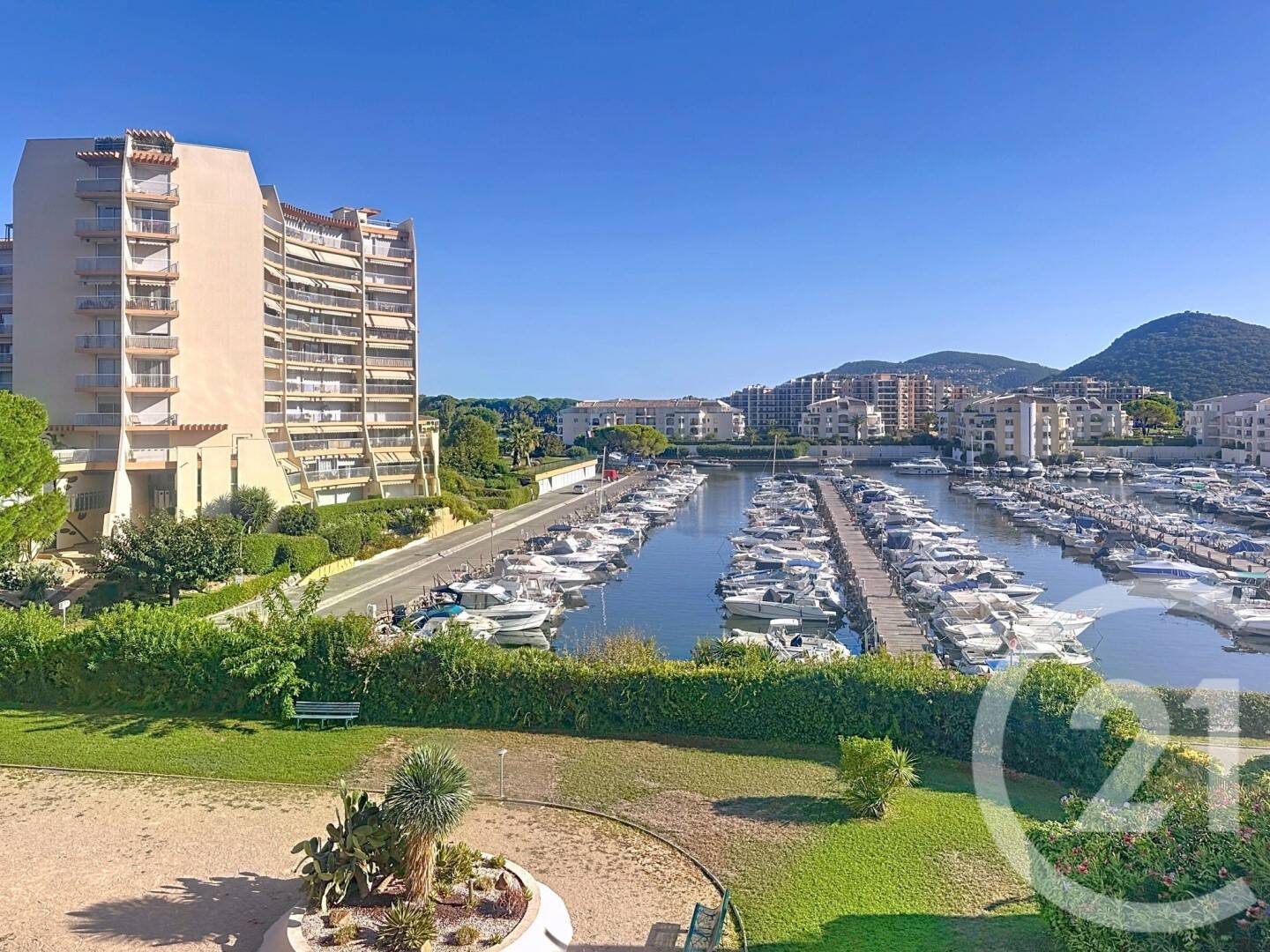 Appartement 2 pièces 55 m² · à Mandelieu-la-Napoule · 54,8 m² · 240 000 €