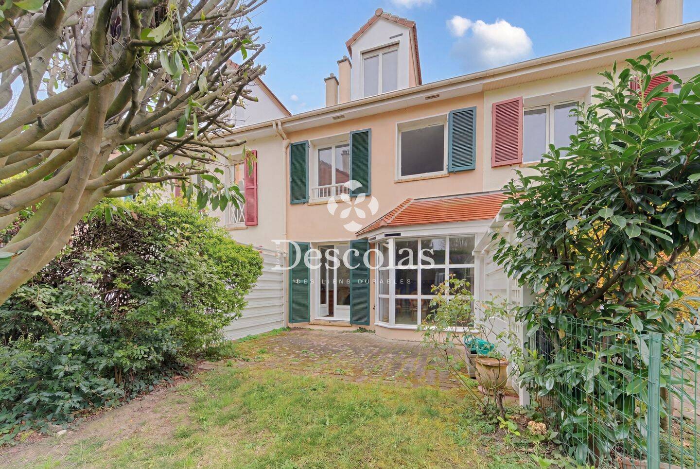 Maison 6 pièces 140 m² · à Saint-Germain-en-Laye · 140 m² · 760 000 €