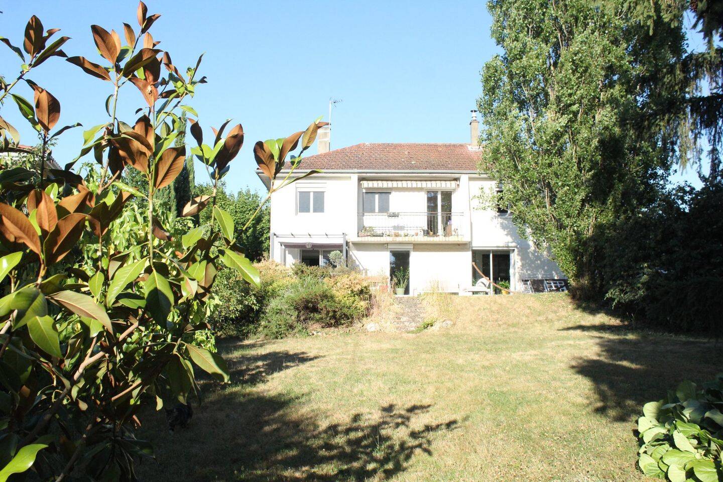 Maison 7 pièces 158 m² · à Rillieux-la-Pape · 158 m² · 490 000 €