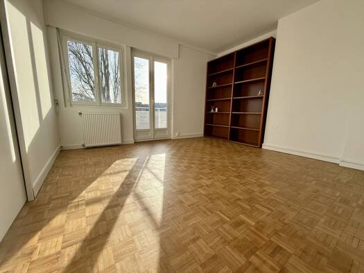 Appartement à vendre 109 000 € 3 pièces 2 chambres 46,4 m² RDC Rouen 76100