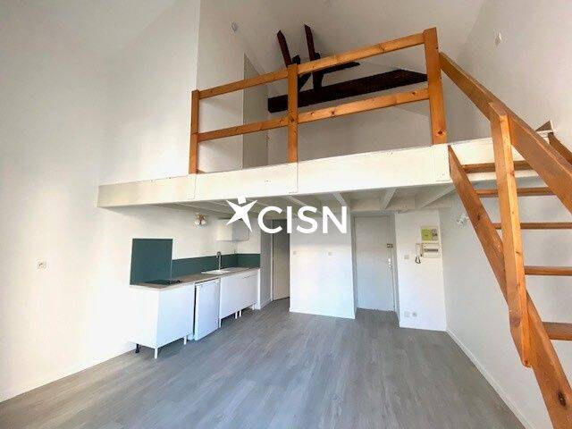 Appartement 1 pièce 32 m² · à Nantes · 32 m² · 555 €