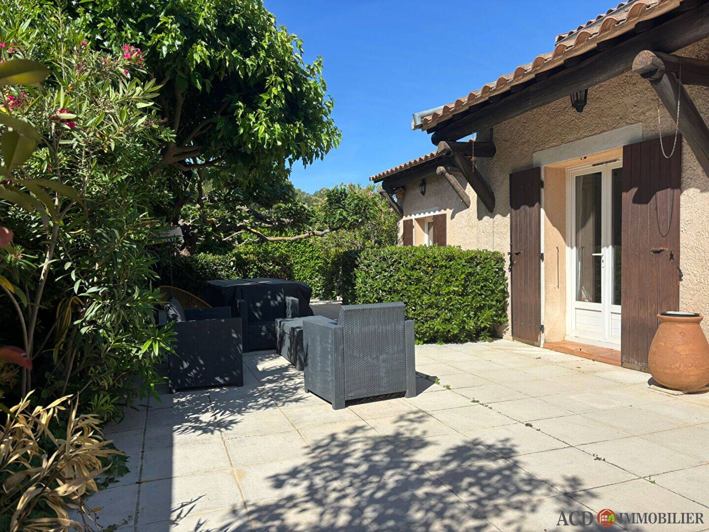 Maison 5 pièces 138 m² · à Velaux · 138 m² · 1 898 €