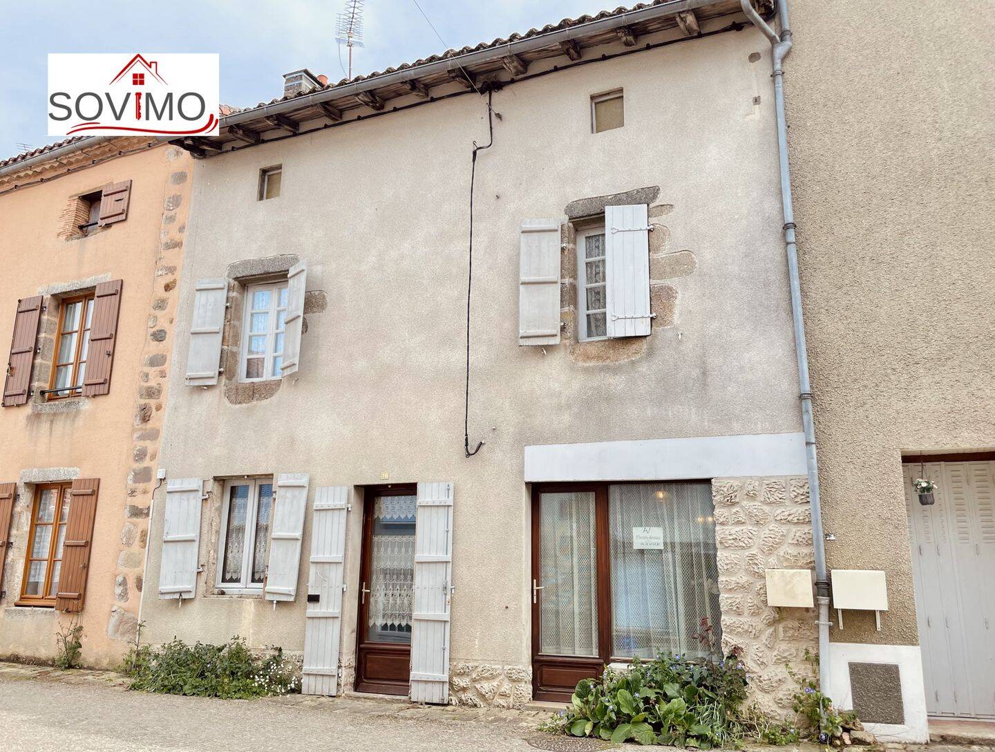 Maison 4 pièces 95 m² · à Lesterps · 95 m² · 50 400 €
