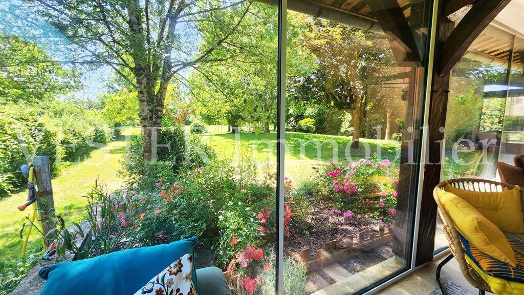 Maison 6 pièces 162 m² · à Saint-Laurent-des-Hommes · 162 m² · 260 000 €