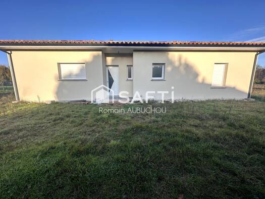 Maison à vendre 249 500 € 4 pièces 3 chambres 90 m² 967 m² de terrain Lesparre-Médoc 33340