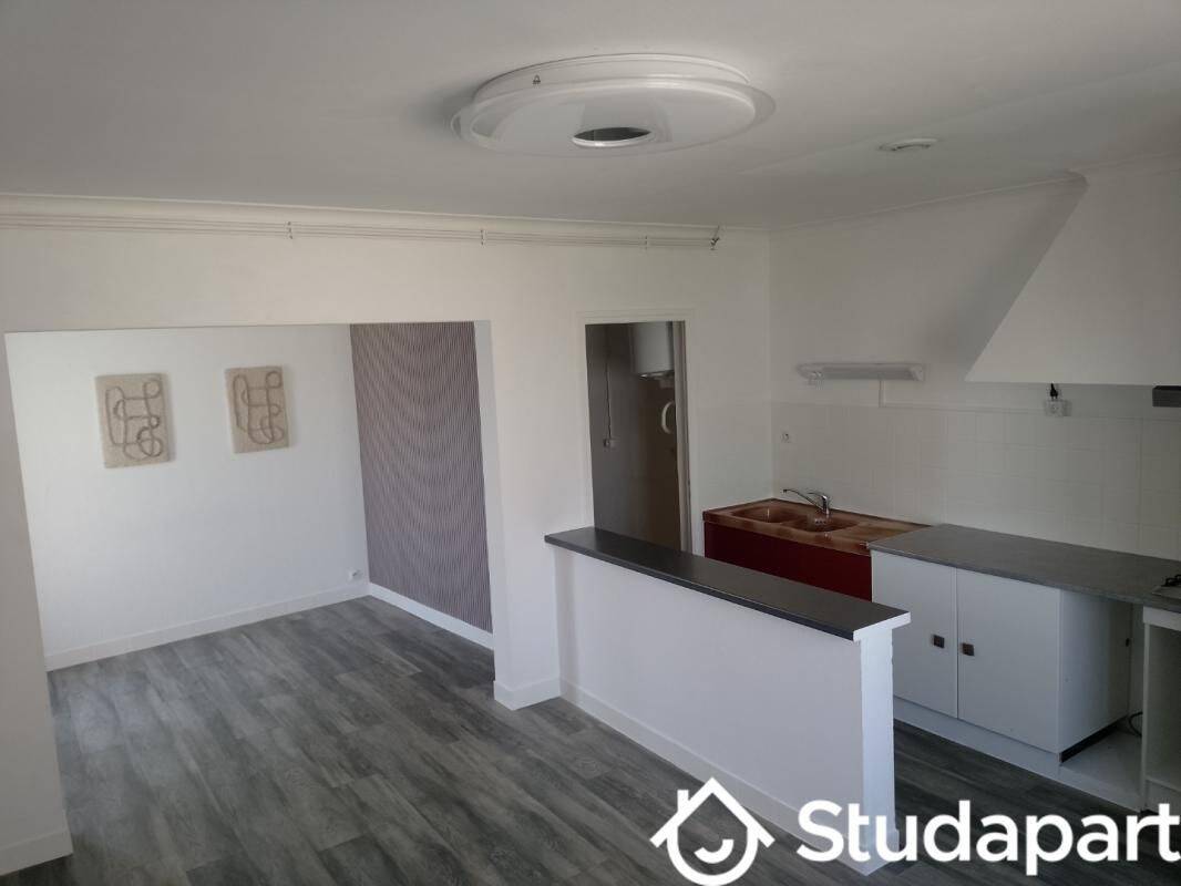 Appartement 2 pièces 42 m² · à La Clisse · 42 m² · 460 €