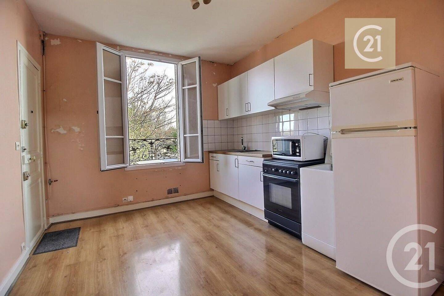 Appartement 2 pièces 24 m² · à Le Blanc-Mesnil · 23,8 m² · 94 000 €