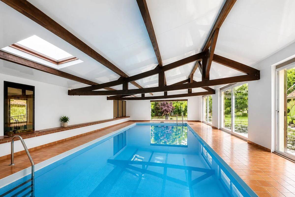 Maison 7 pièces 175 m² · à Fontaine-la-Gaillarde · 175 m² · 396 000 €