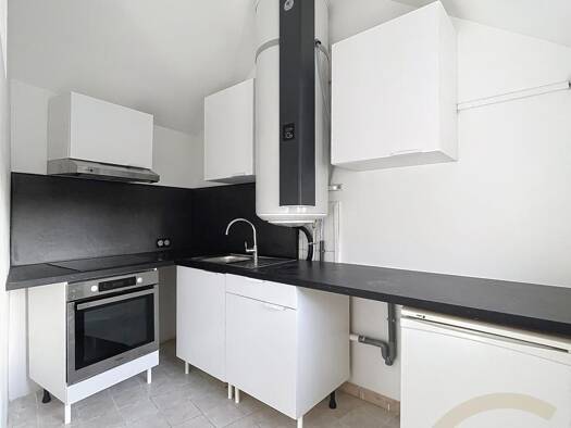 Appartement à louer 370 € 1 pièce 18,7 m² RDC Jaux 60880