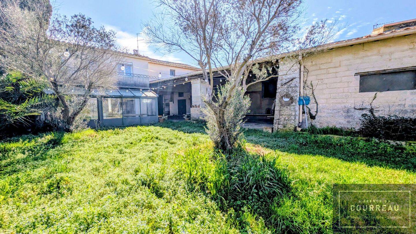 Maison 8 pièces 200 m² · à Mudaison · 200 m² · 699 000 €