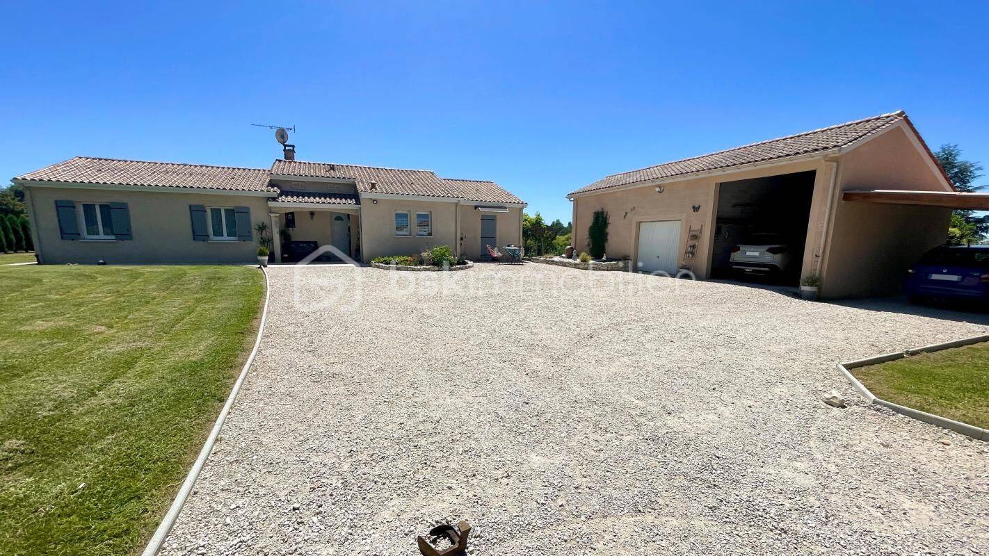 Maison 5 pièces 130 m² · à Couze-Et-Saint-Front · 130 m² · 288 000 €