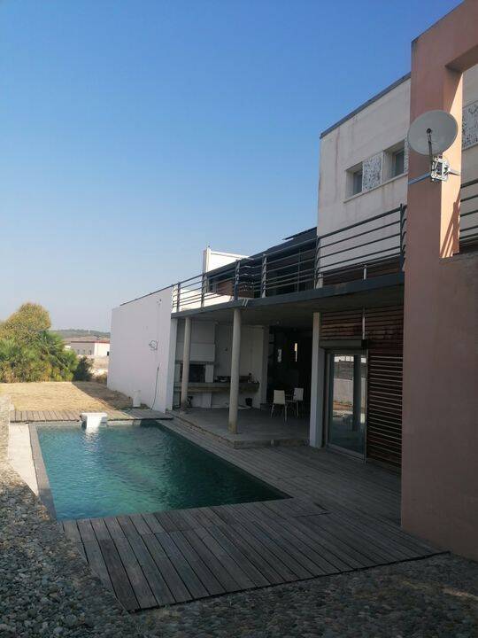 Maison 5 pièces 148 m² · à Éguilles · 148 m² · 2 462 €/mois