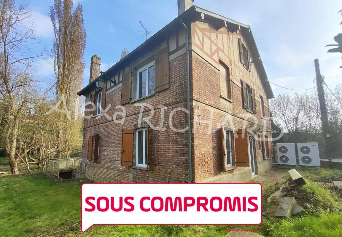 Maison 7 pièces 161 m² · à Conches-en-Ouche · 161 m² · 184 000 €