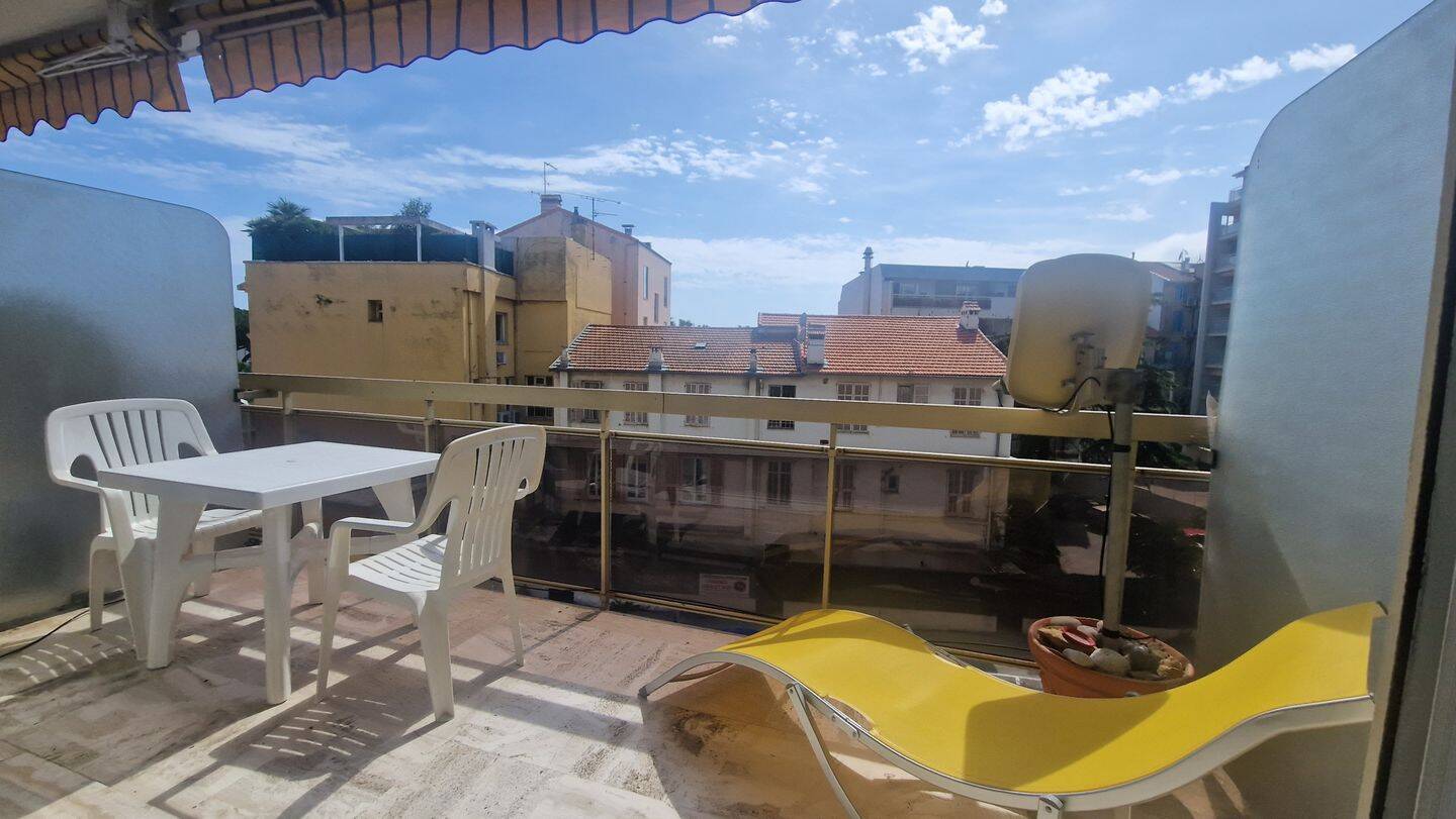 Appartement 2 pièces 40 m² · à Antibes · 40,3 m² · 255 000 €