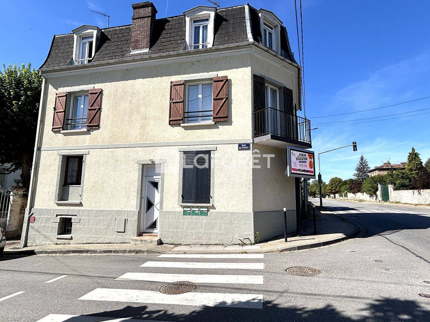 Appartement 3 pièces 61 m² · à Mézy-sur-Seine · 60,7 m² · 799 €