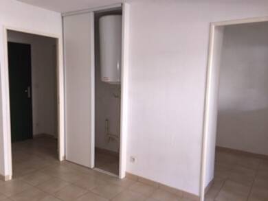 Appartement à louer 428 € 1 pièce 32 m² Étage 1/1 disponible à partir du 05/08/2025 Grande Boucle Briancon 05100
