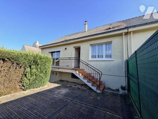 Maison à vendre 148 200 € 5 pièces 4 chambres 111 m² 485 m² de terrain Saumur 49400