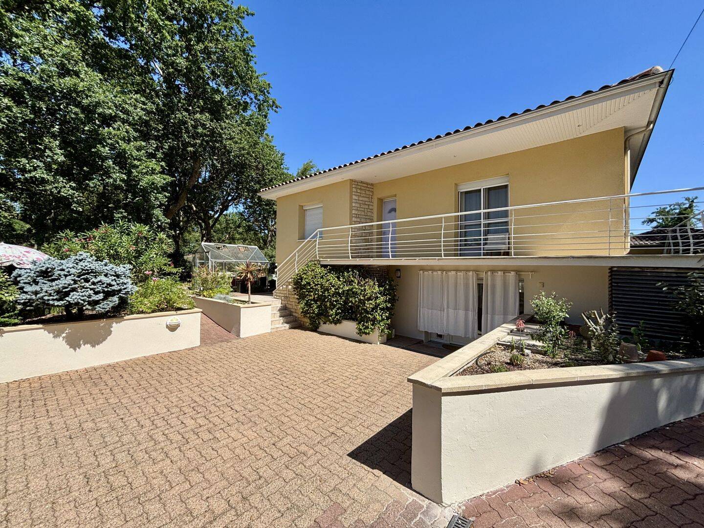 Maison 5 pièces 180 m² · à Fourques-sur-Garonne · 180 m² · 349 650 €