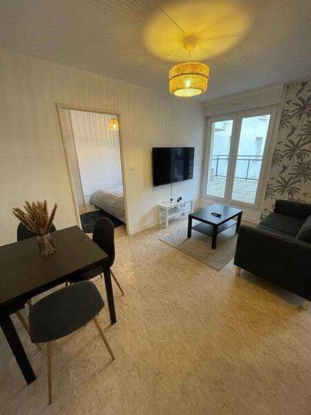 Appartement 1 pièce 25 m² · à Niort · 25 m² · 560 €