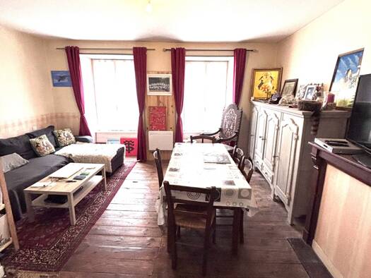 Maison de ville à vendre 69 900 € 5 pièces 2 chambres 130 m² Pierrefort 15230