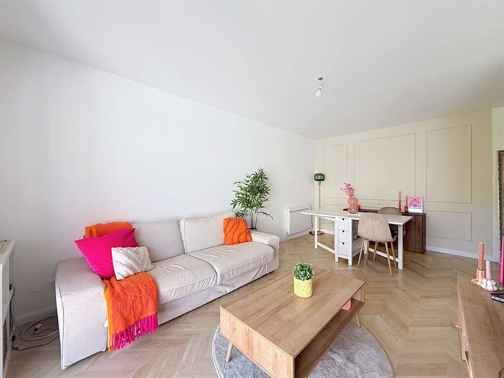 Appartement 2 pièces 56 m² · à Reims · 55,8 m² · 910 €