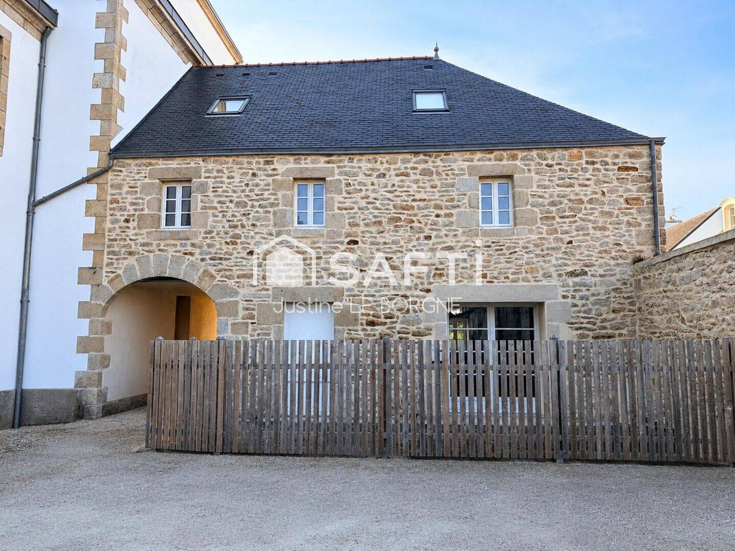 Maison 5 pièces 113 m² · à Pont-Croix · 113 m² · 335 000 €