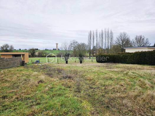 Terrain constructible viabilisé à vendre 79 900 € 791 m² de terrain Pernay 37230
