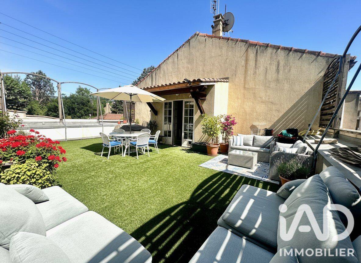 Maison 6 pièces 209 m² · à Orange · 209 m² · 263 000 €
