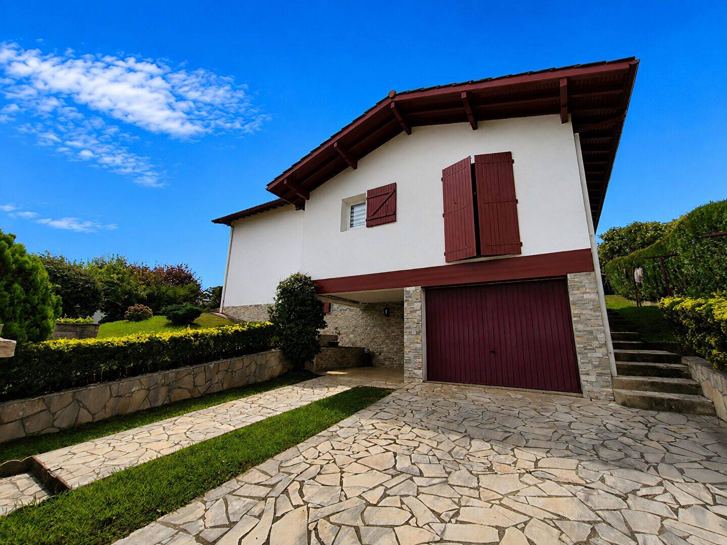 Maison 6 pièces 167 m² · à Urrugne · 167,4 m² · 728 000 €