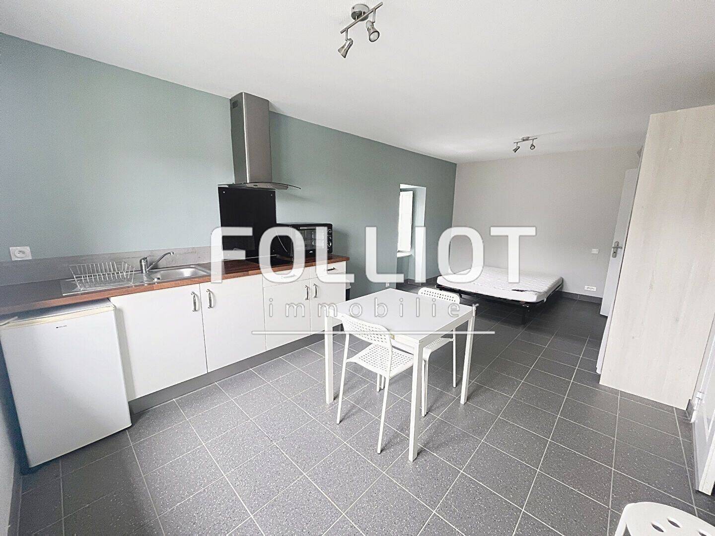 Appartement 1 pièce 23 m² · à Fougères · 23,3 m² · 445 €