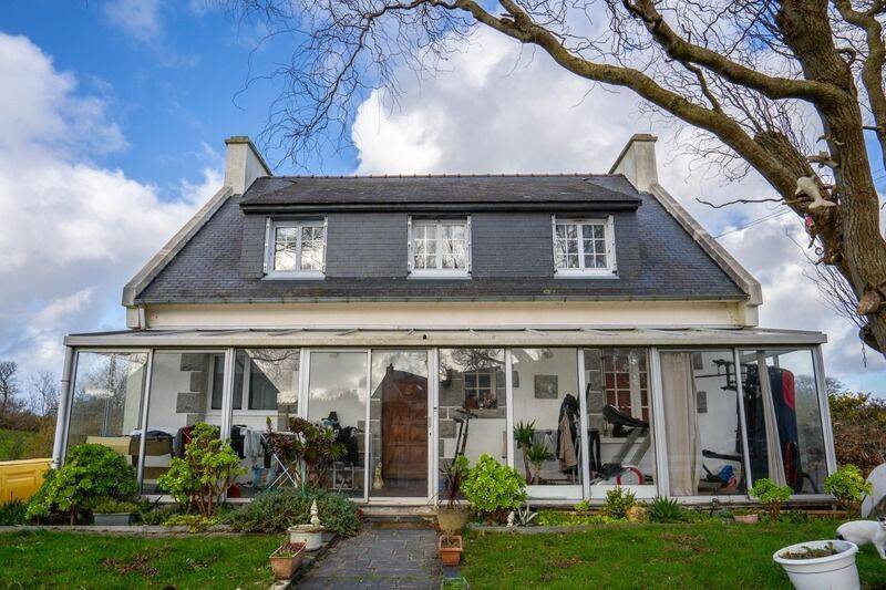 Maison 6 pièces 140 m² · à Le Folgoët · 140 m² · 273 000 €