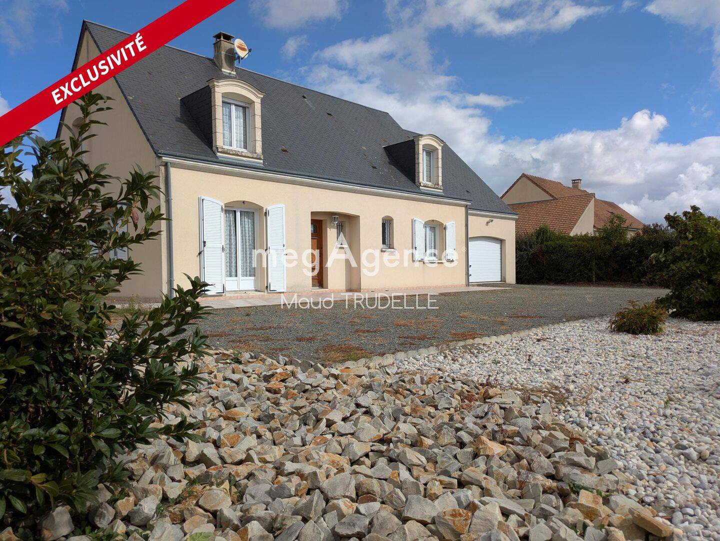 Maison 7 pièces 146 m² · à Louplande · 146 m² · 250 000 €