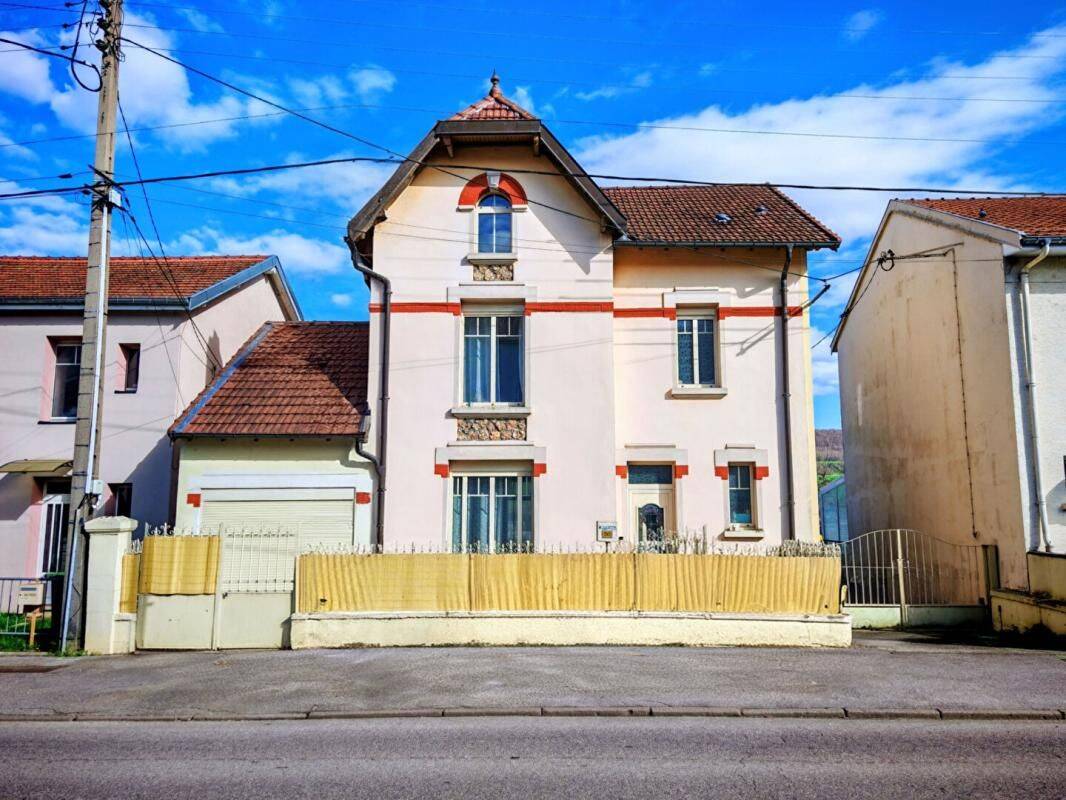Maison 6 pièces 184 m² · à Pompey · 183,6 m² · 258 000 €