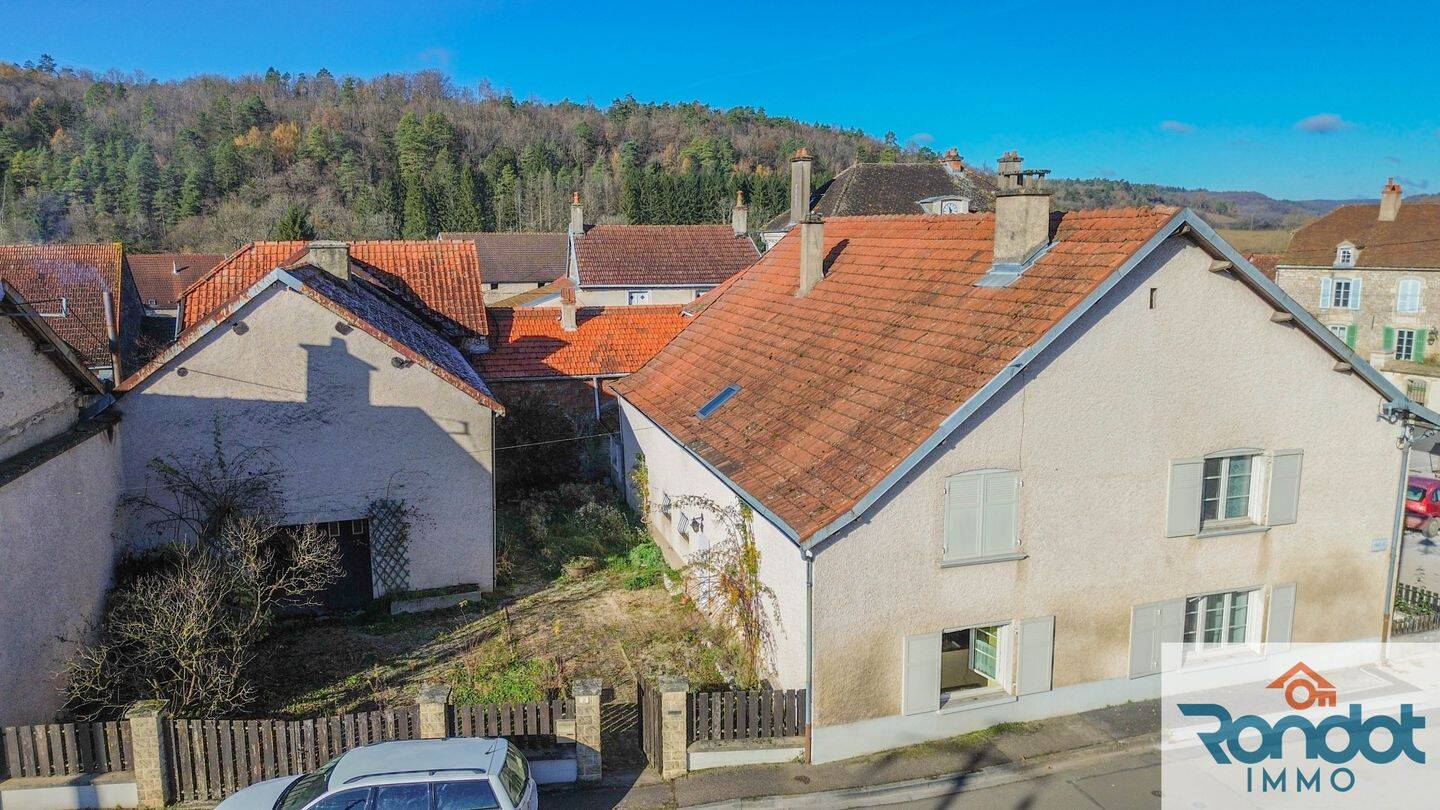 Maison 5 pièces 127 m² · à Cussey-les-Forges · 126,5 m² · 100 000 €