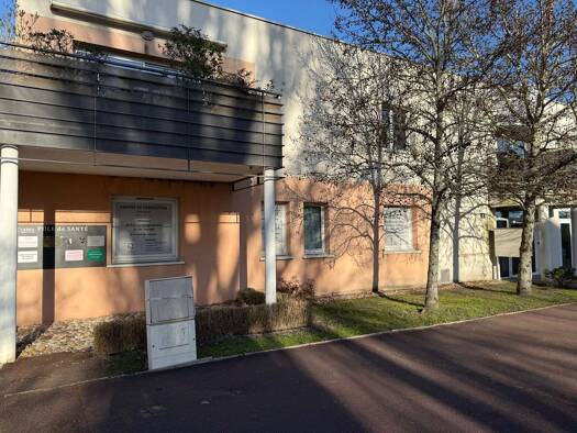 Local commercial à louer 440 € 23 m² de surface de vente Moulineau Gradignan 33170